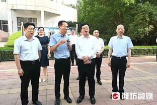 ?记者：哈维将在巴萨再留一个赛季，双方接近达成协议